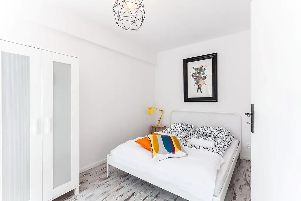 Lupolo Apartments Skwerowa Cracovia